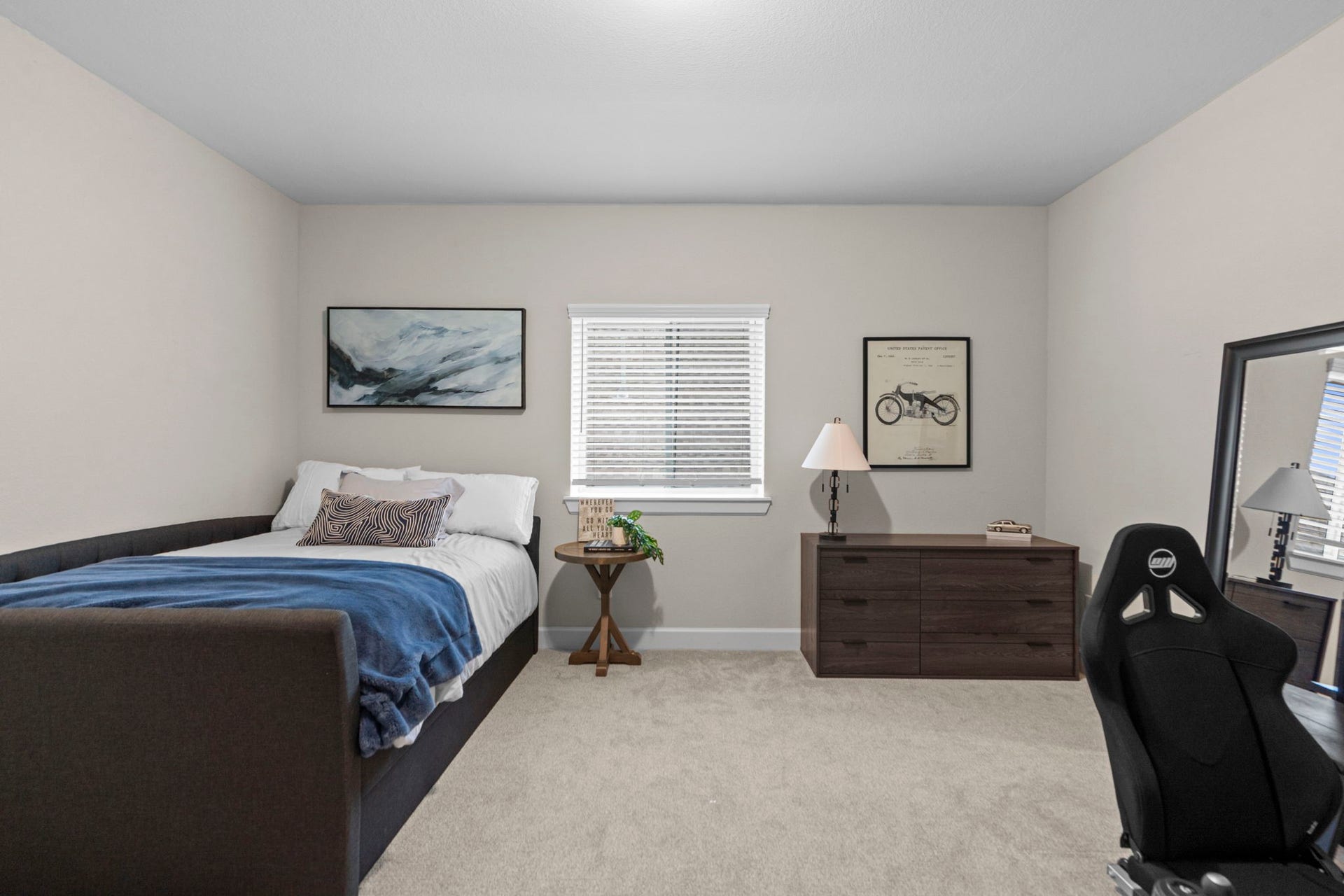 1806 Sienna Grove Drive, Missouri City, TX 77459 Another secondary bedroom.