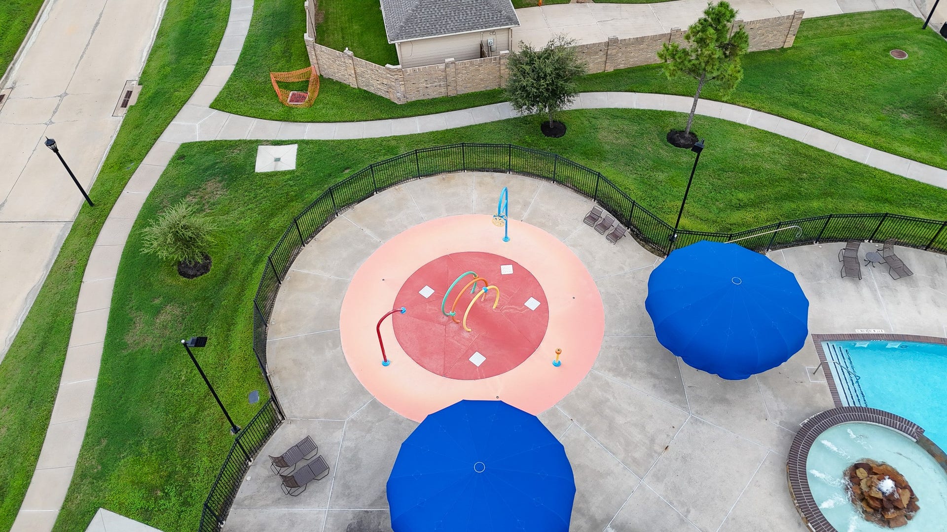 12218 Rampy Green Drive, Tomball, TX 77377 Splash pad