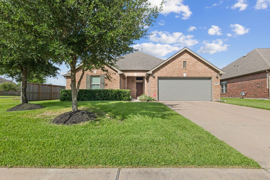Property photo for 3286 Havenwood Chase Lane, Pearland, TX