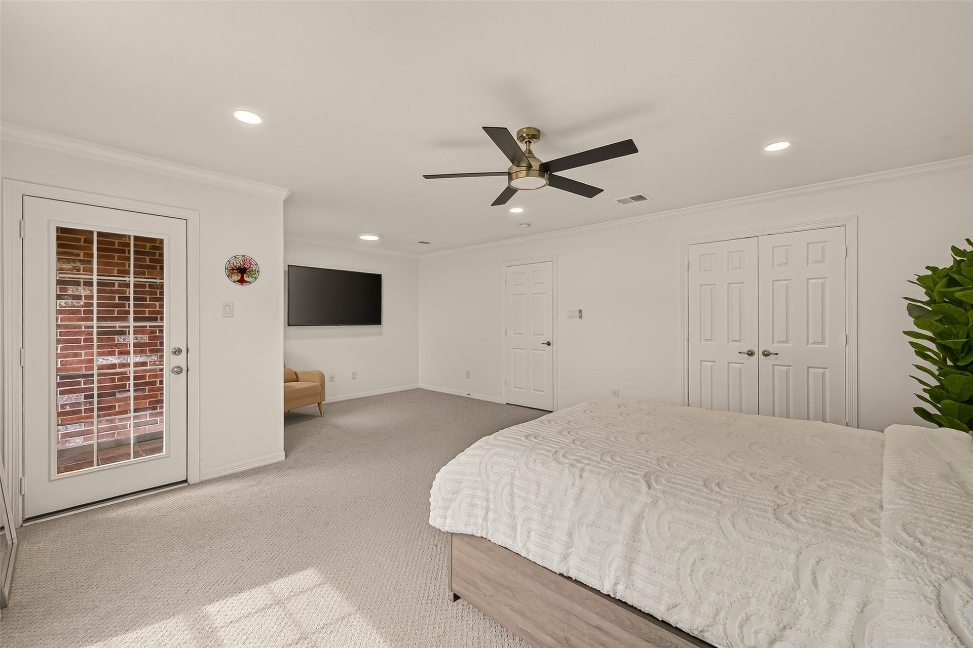 2865 Westhollow Drive, #43, Houston, TX 77082 Wake up to seamless indoor-outdoor living with direct access to your private balcony.