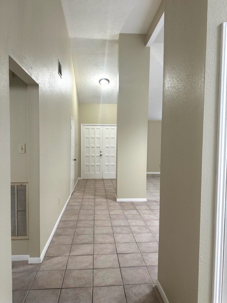 16022 Vista Del Mar Drive, Houston, TX 77083 Hallway front door