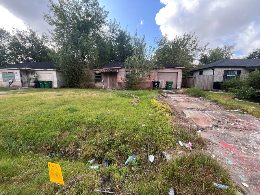 Property photo for 3334 Dulcrest Street, Houston, TX