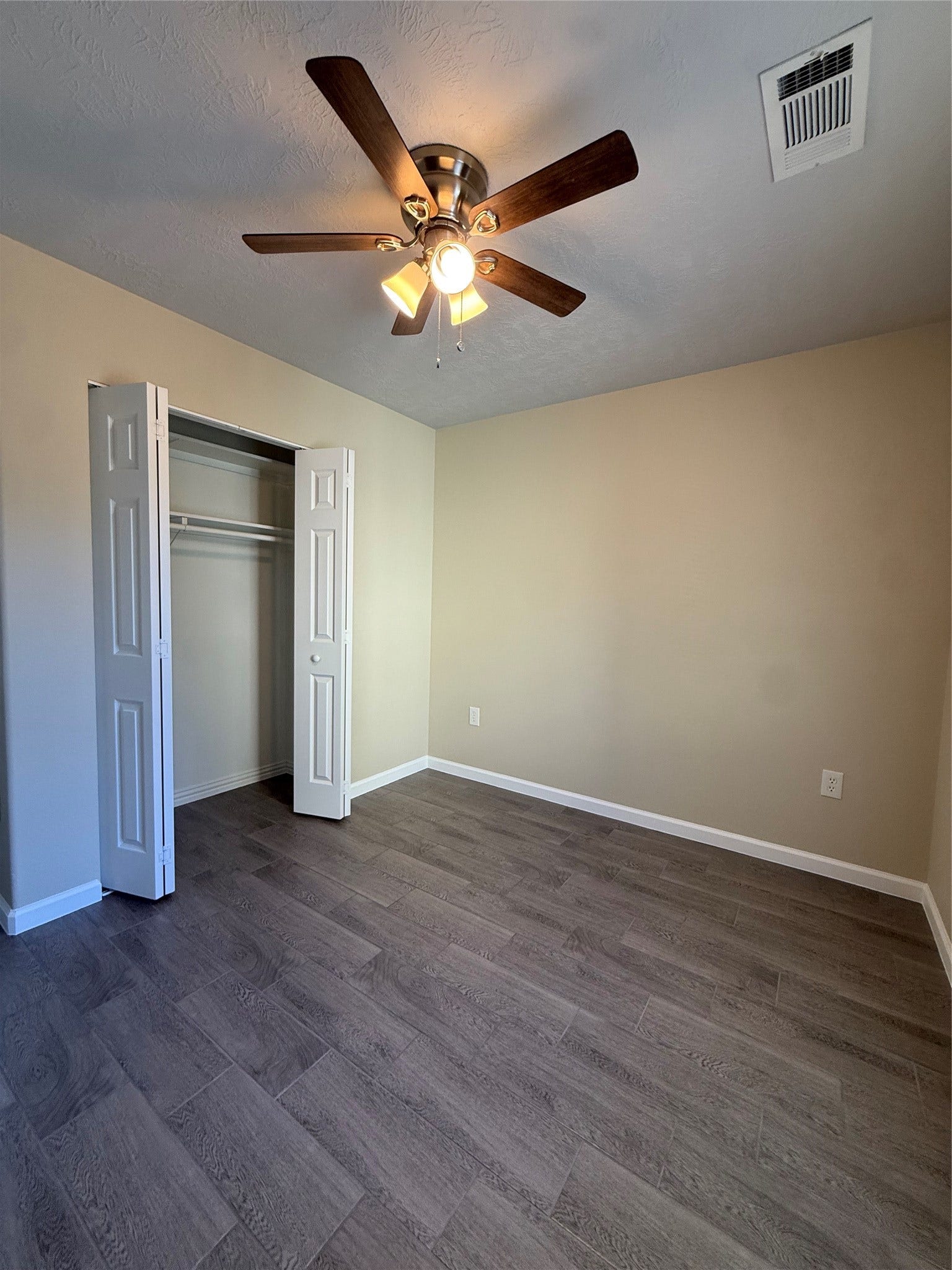 310 Misty Day Lane, Crosby, TX 77532 310 Misty Day Lane, Crosby, TX 77532