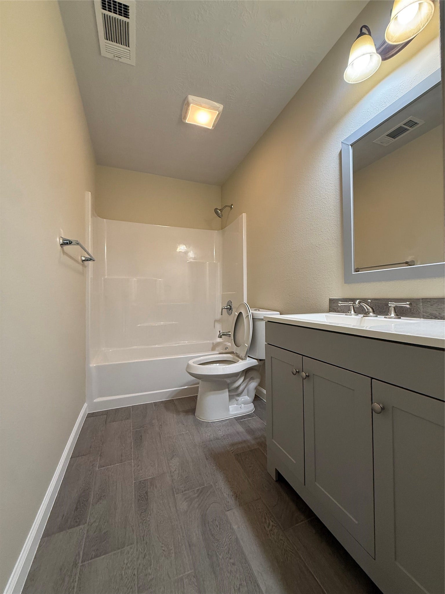 310 Misty Day Lane, Crosby, TX 77532 310 Misty Day Lane, Crosby, TX 77532