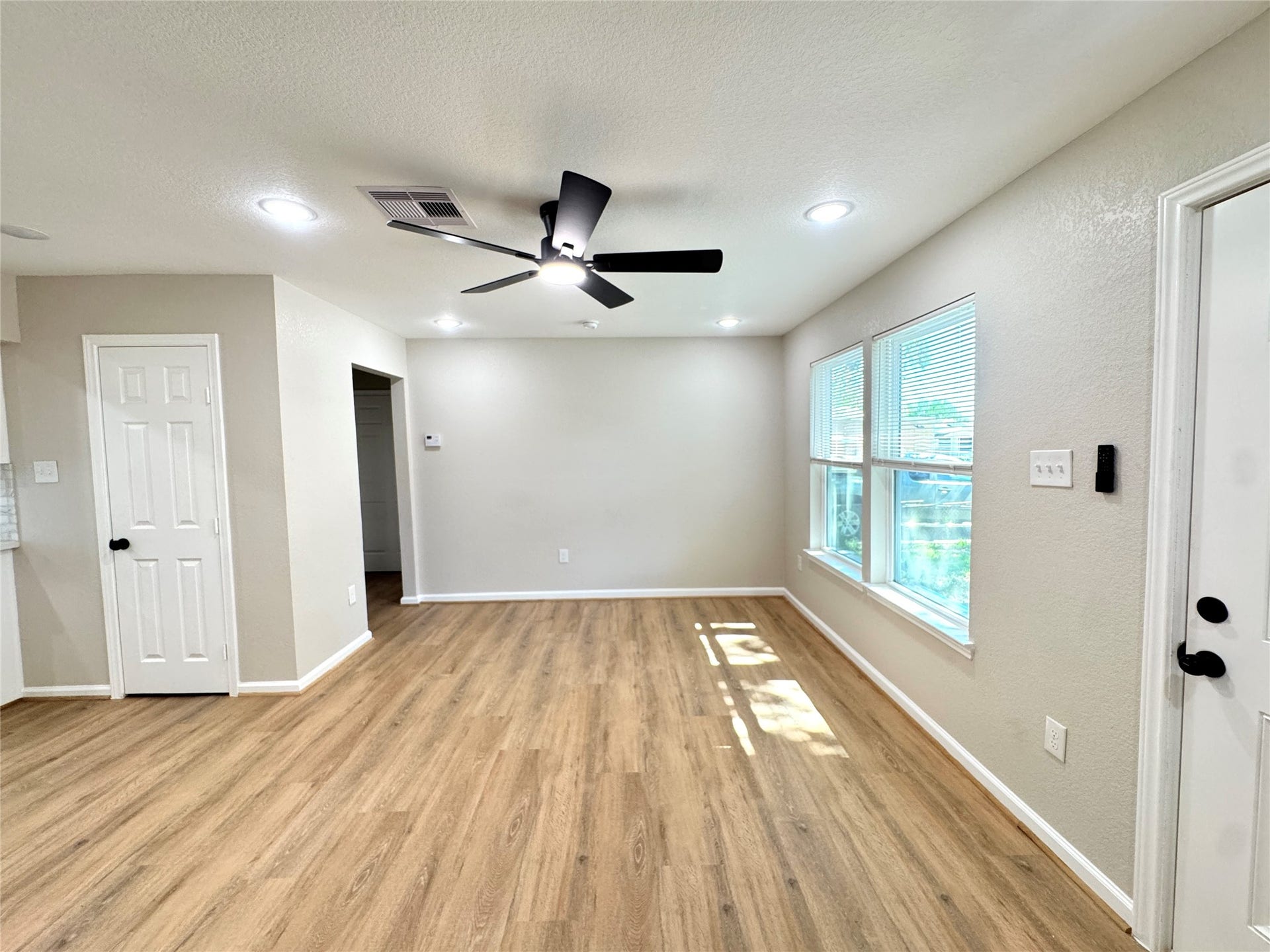 10629 Fairfax Street, Houston, TX 77029 10629 Fairfax Street, Houston, TX 77029