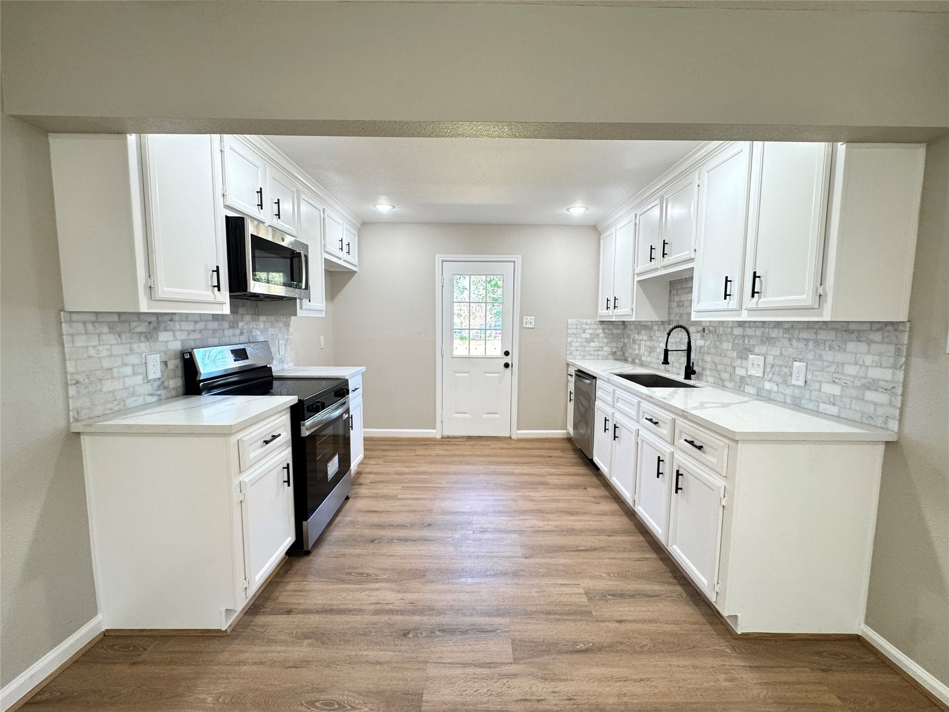 10629 Fairfax Street, Houston, TX 77029 10629 Fairfax Street, Houston, TX 77029