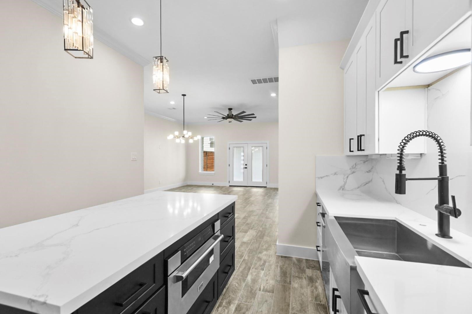 6611 Avenue O, Houston, TX 77011 6611 Avenue O, Houston, TX 77011