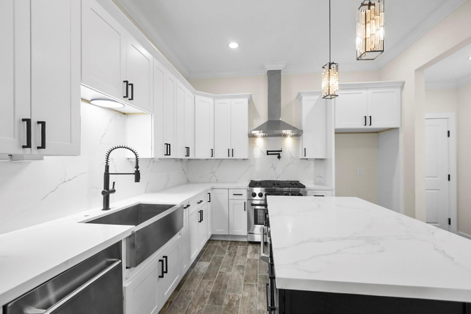 6611 Avenue O, Houston, TX 77011 6611 Avenue O, Houston, TX 77011