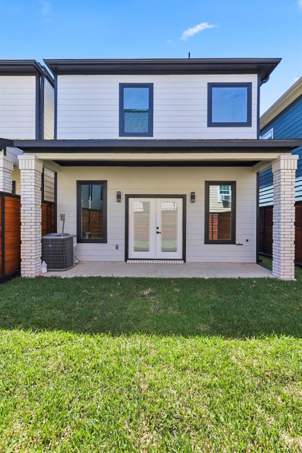 6611 Avenue O, Houston, TX 77011 6611 Avenue O, Houston, TX 77011