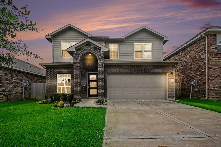 Property photo for 110 Kelly Street, Angleton, TX