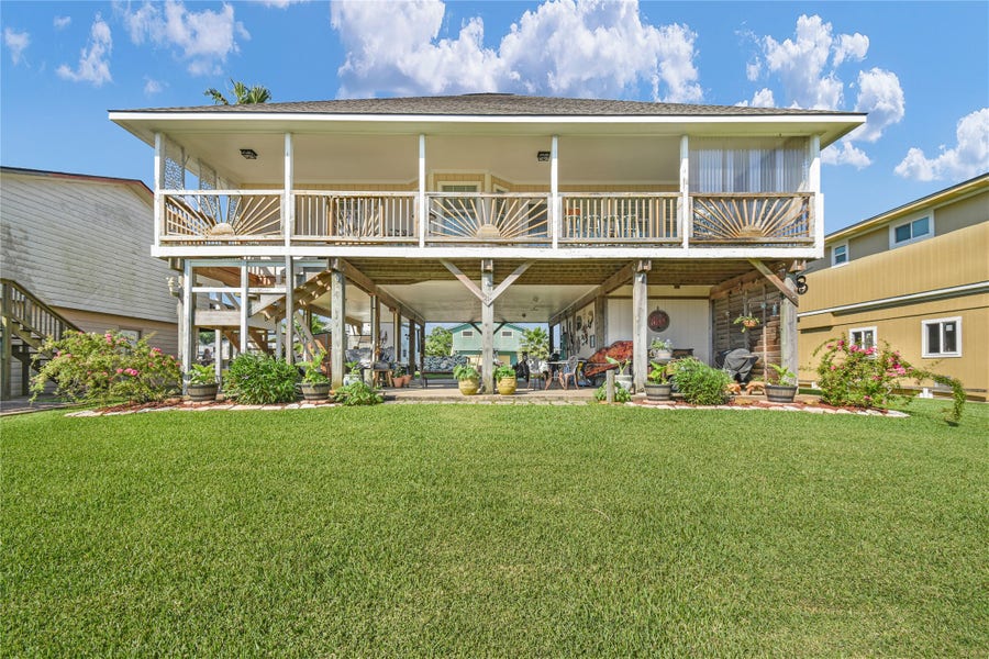 Property photo for 115 Driftwood Road, Freeport, TX