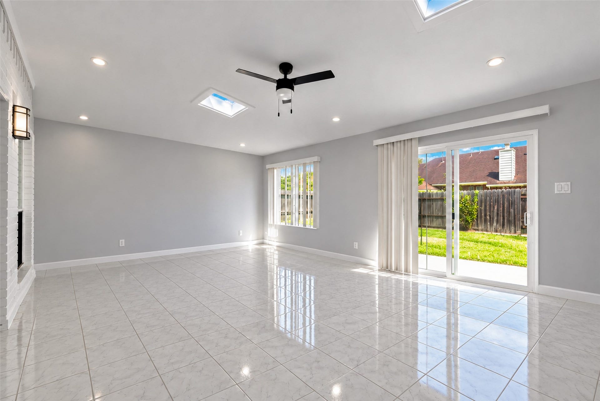 12214 Aspen Lane, Stafford, TX 77477 12214 Aspen Lane, Stafford, TX 77477