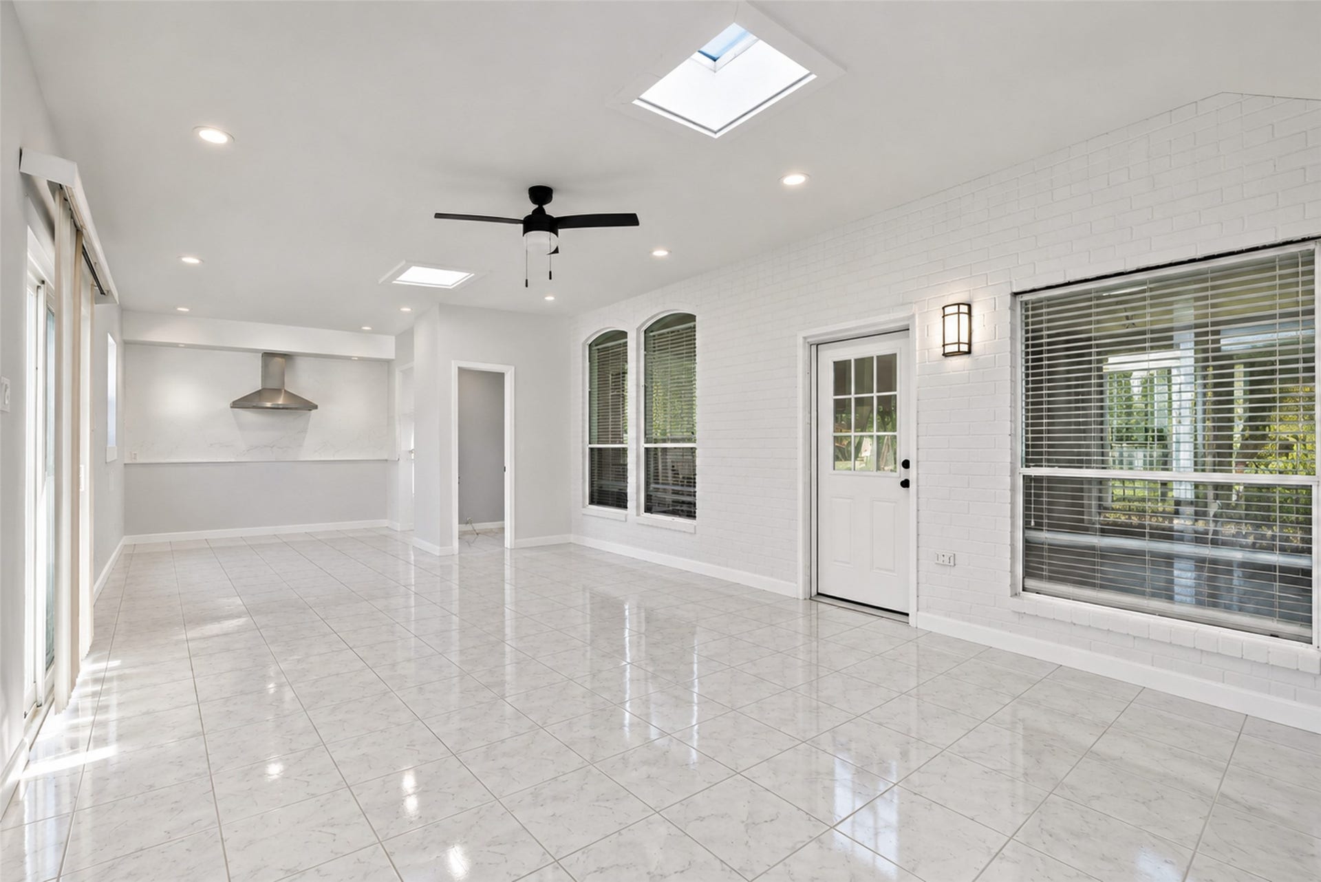 12214 Aspen Lane, Stafford, TX 77477 12214 Aspen Lane, Stafford, TX 77477