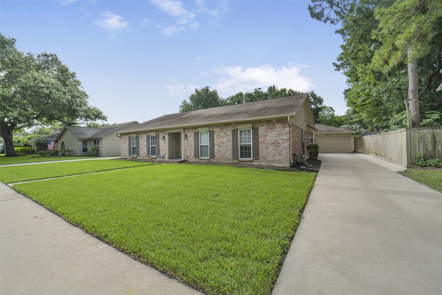 Property photo for 12411 Attlee Drive, Houston, TX