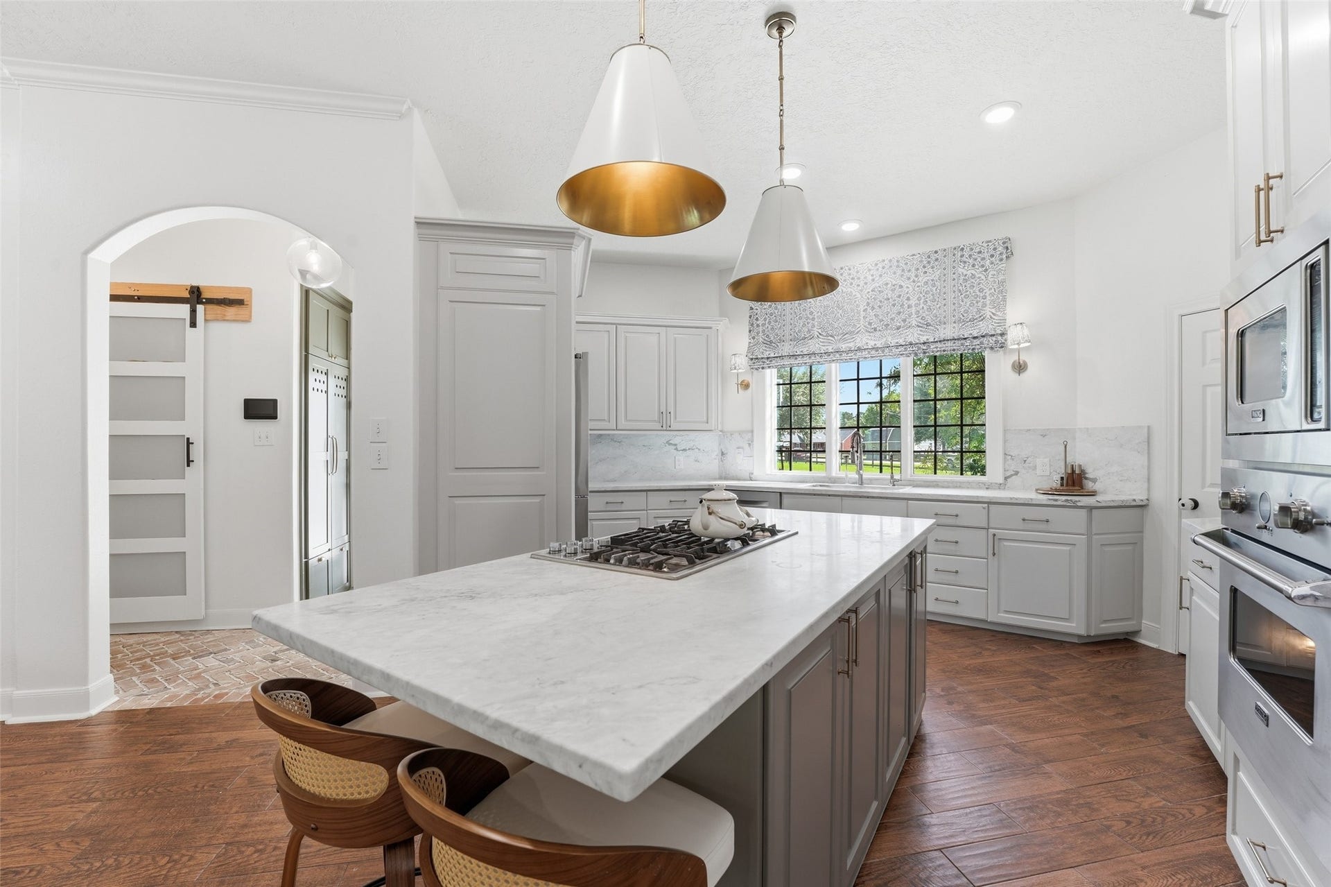 23210 Willowcreek Stables Road, Spring, TX 77389 Gourmet kitchen with beautiful marble countertops