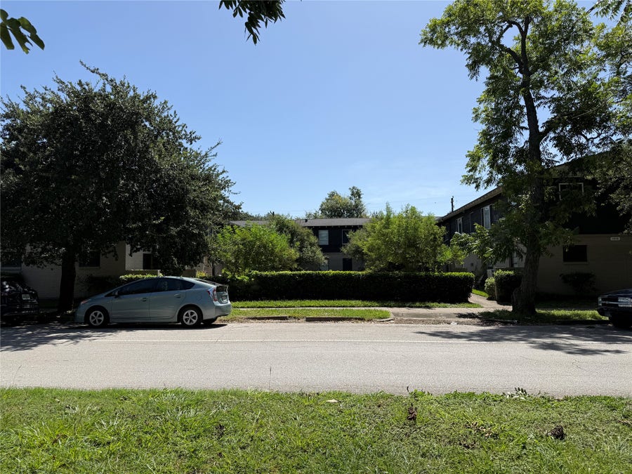 Property photo for 1320 Heights Boulevard, #2, Houston, TX