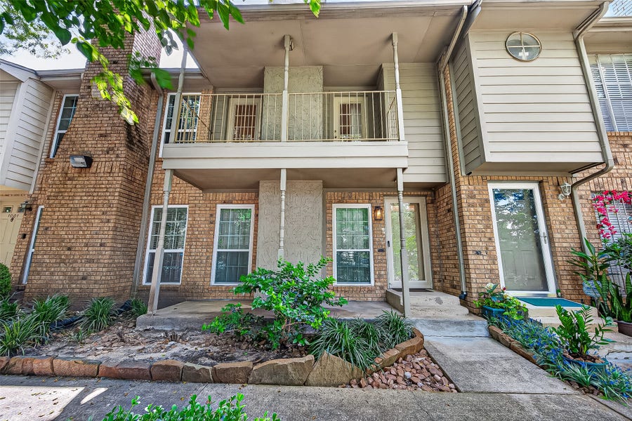 Property photo for 10615 Briar Forest Drive, #1002, Houston, TX