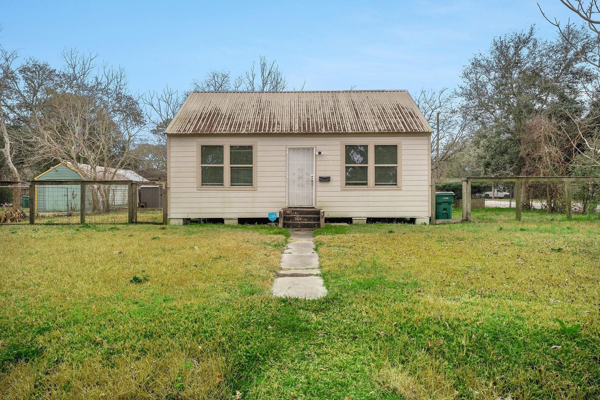 202 Beatrice Street, La Marque, TX 77568 202 Beatrice Street, La Marque, TX 77568