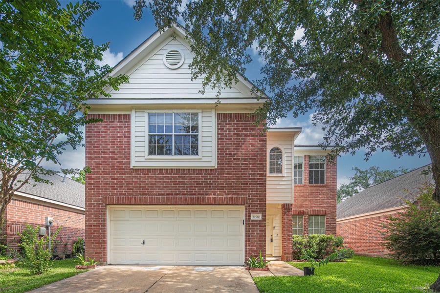 Property photo for 19510 Maywood Falls Circle, Houston, TX