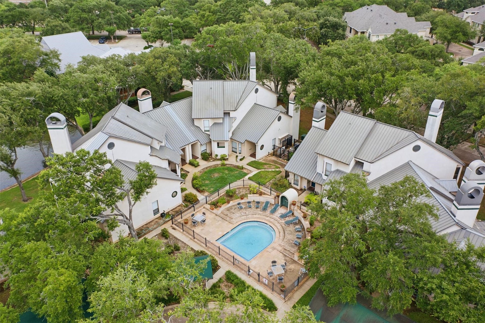 4144 Greystone Way, #105, Sugar Land, TX 77479 4144 Greystone Way, #105, Sugar Land, TX 77479