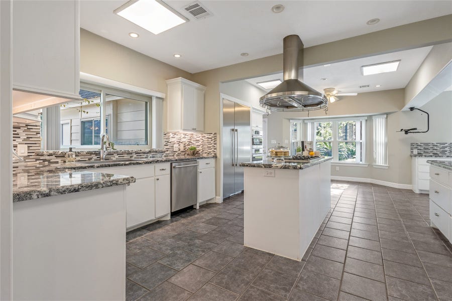 Property photo for 3611 Mulberry Hills Drive, Houston, TX