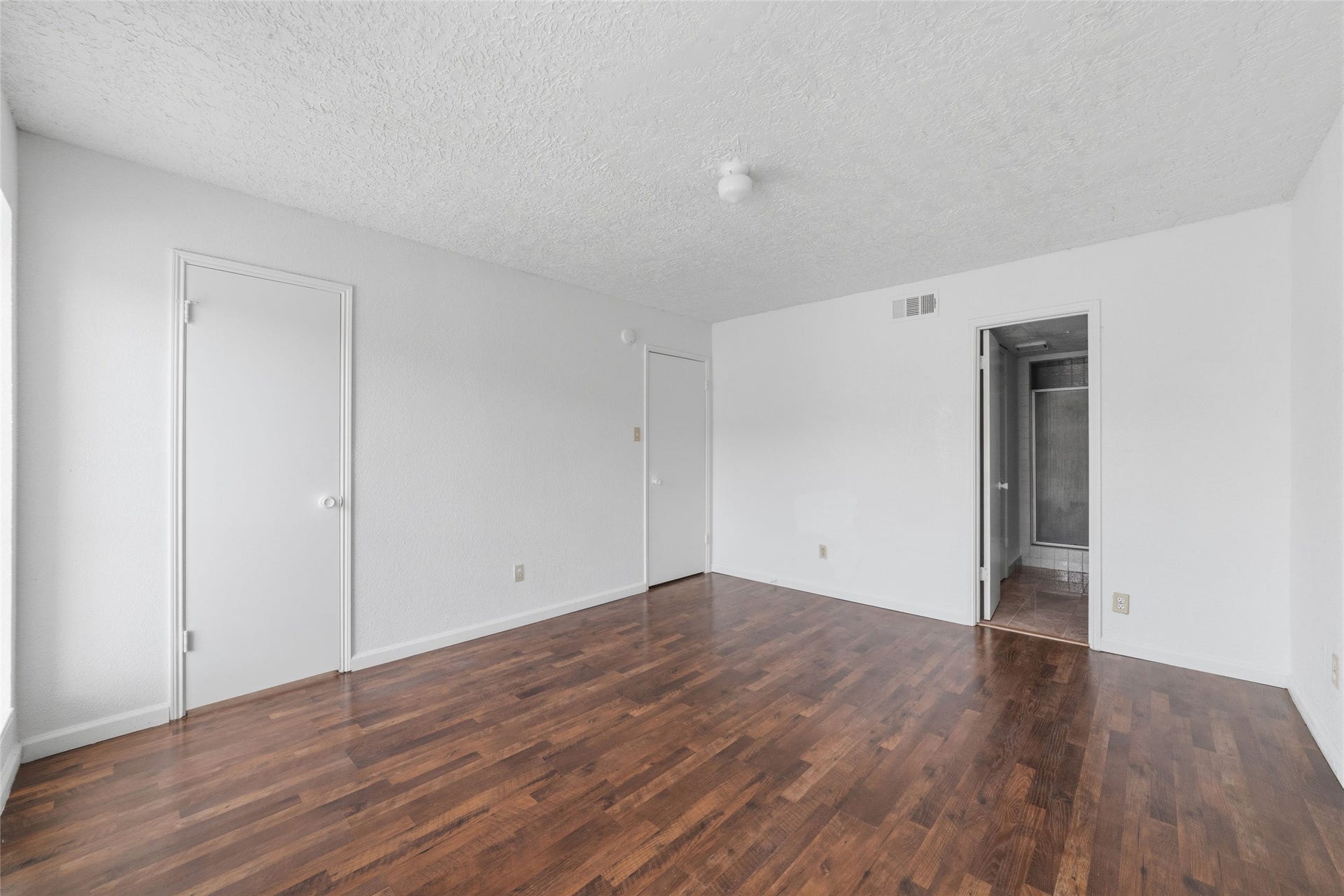 7700 Creekbend Drive, #70, Houston, TX 77071 7700 Creekbend Drive, #70, Houston, TX 77071