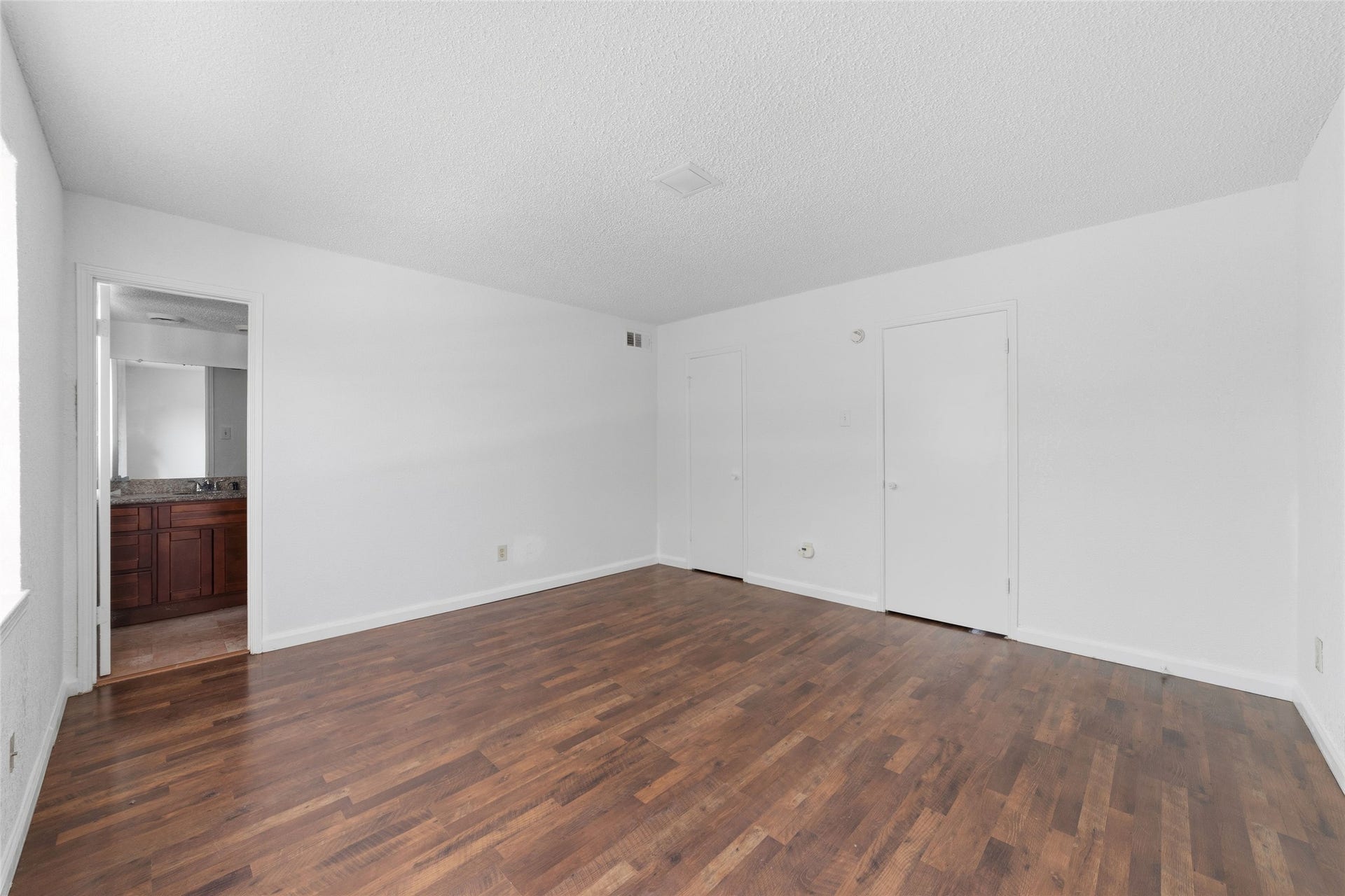 7700 Creekbend Drive, #70, Houston, TX 77071 7700 Creekbend Drive, #70, Houston, TX 77071