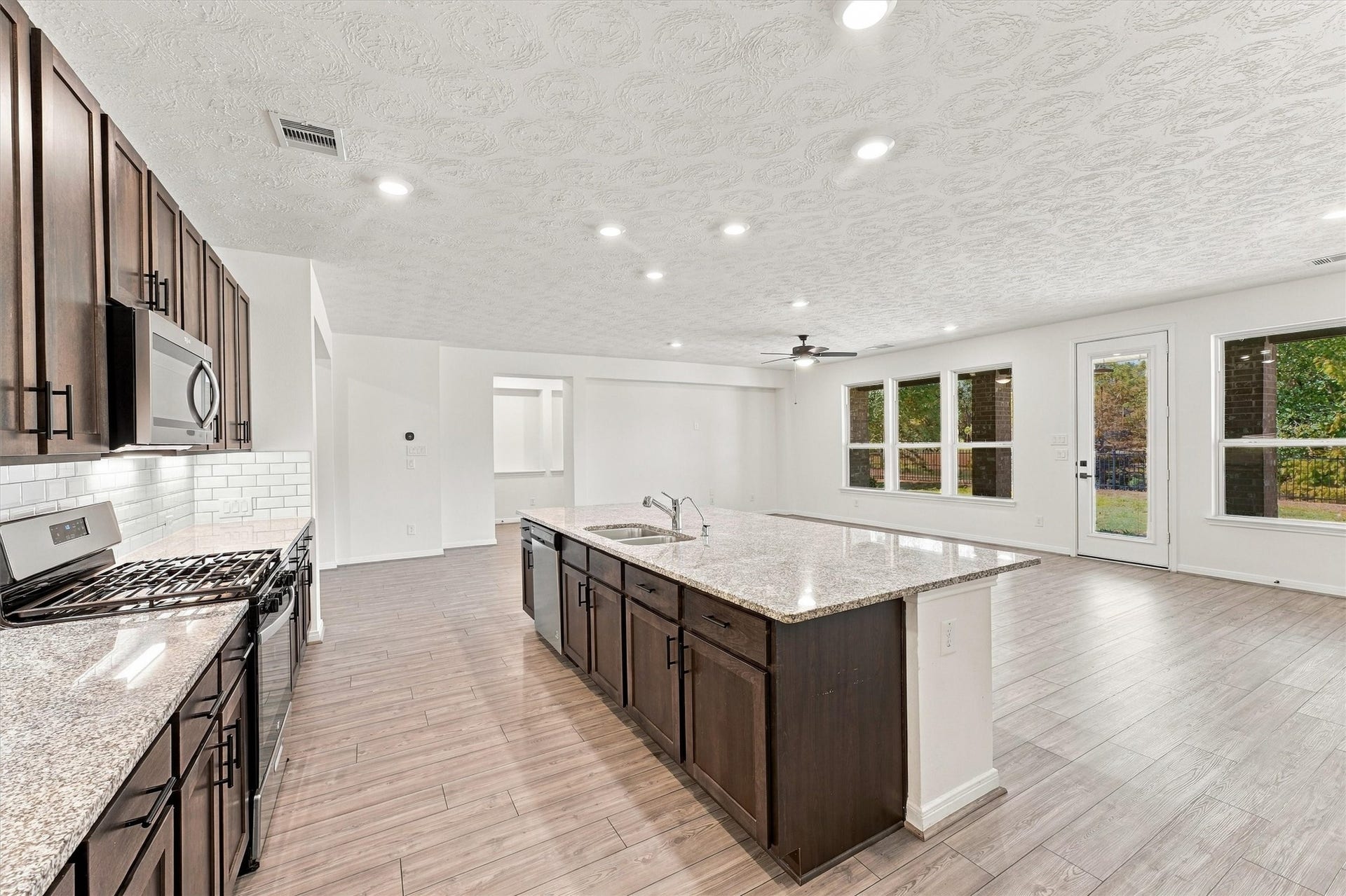 Refrigerator is included