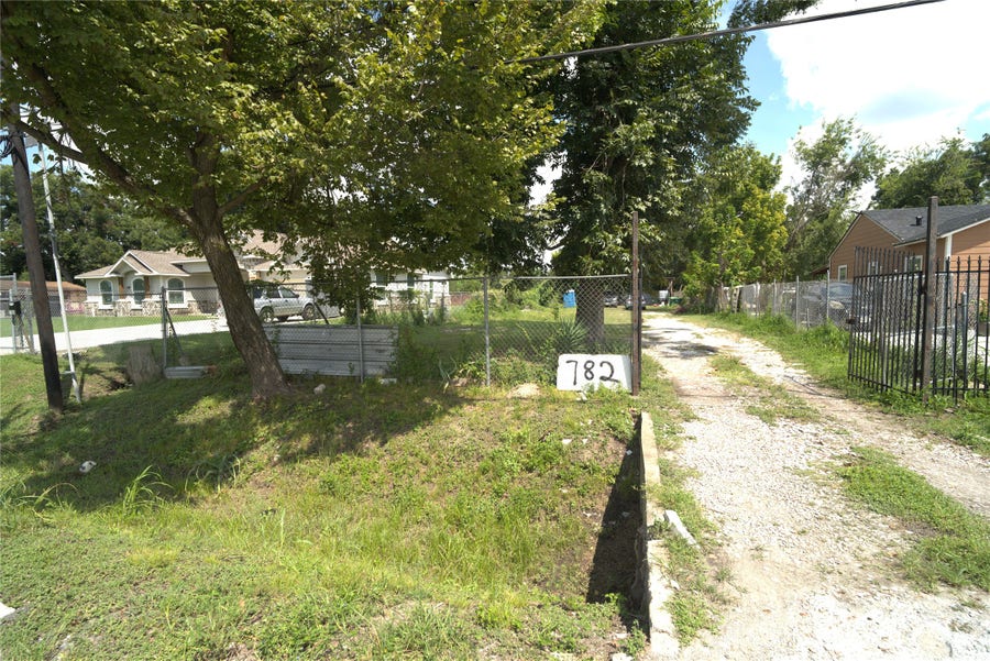 Property photo for 0 Pickering ST, Houston, TX