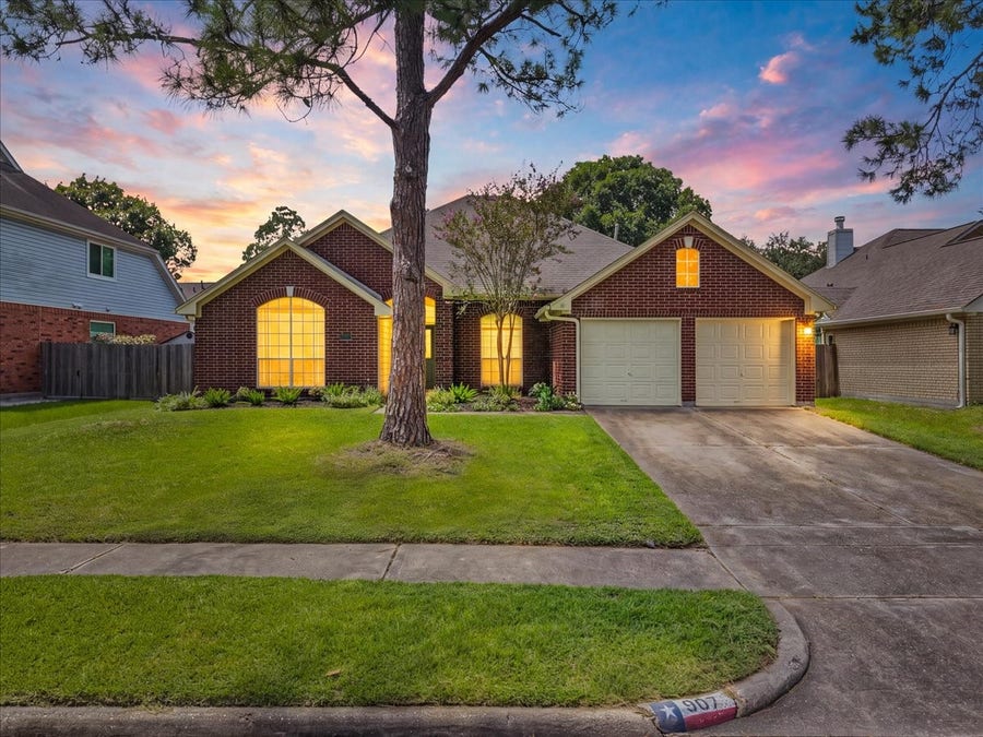 Property photo for 907 Noble Springs Road, Houston, TX