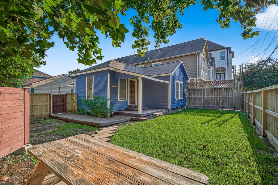 Property photo for 5122 Larkin Street, Houston, TX