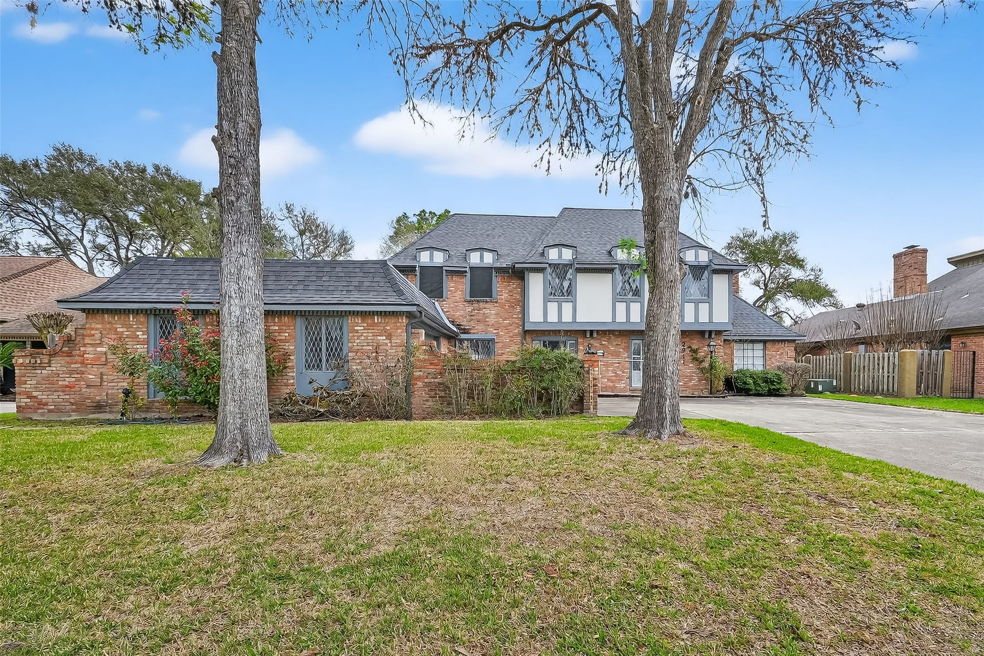 2911 Robinson Road, Missouri City, TX 77459 2911 Robinson Road, Missouri City, TX 77459