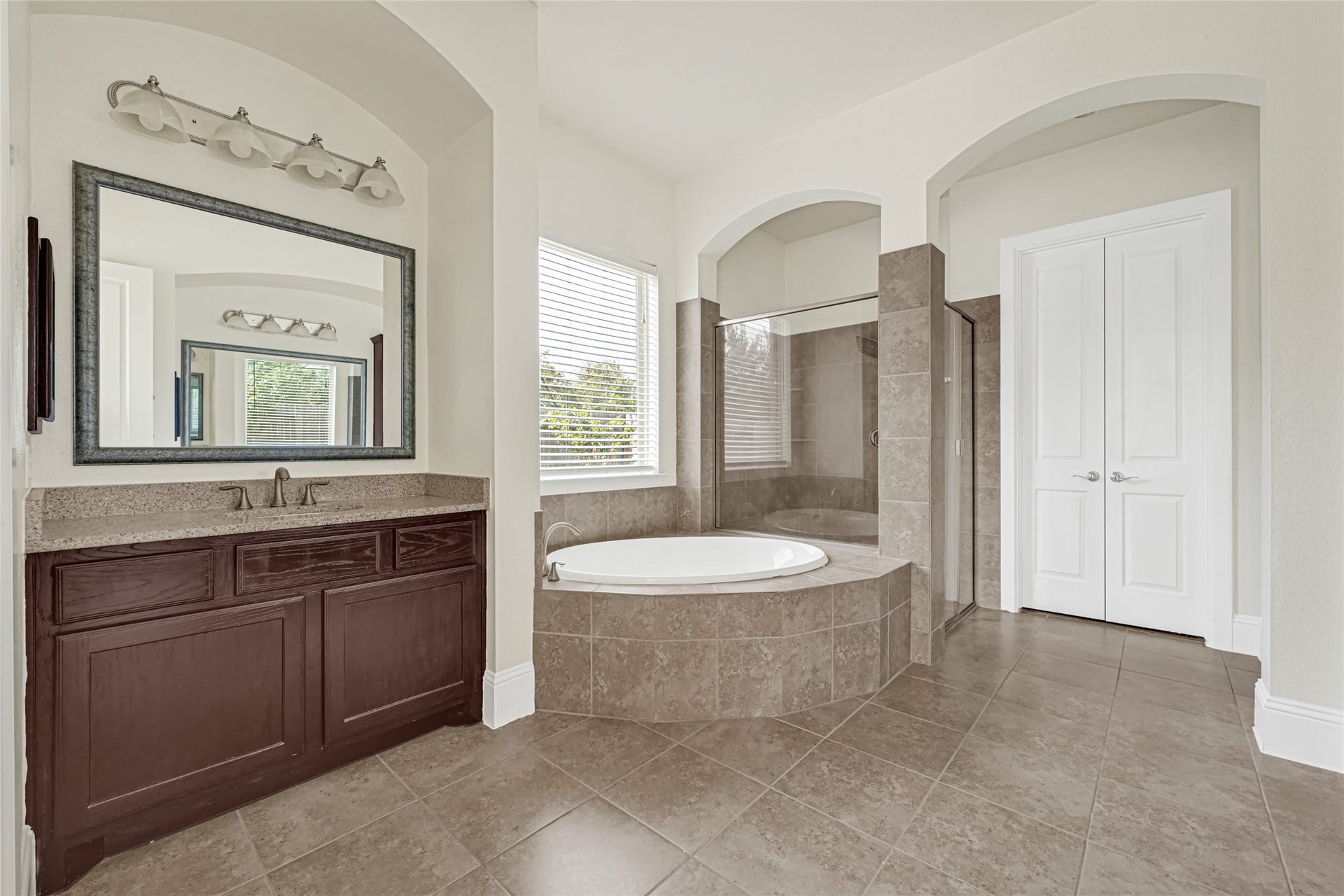 4526 Broken Rock Lane, Sugar Land, TX 77479 4526 Broken Rock Lane, Sugar Land, TX 77479