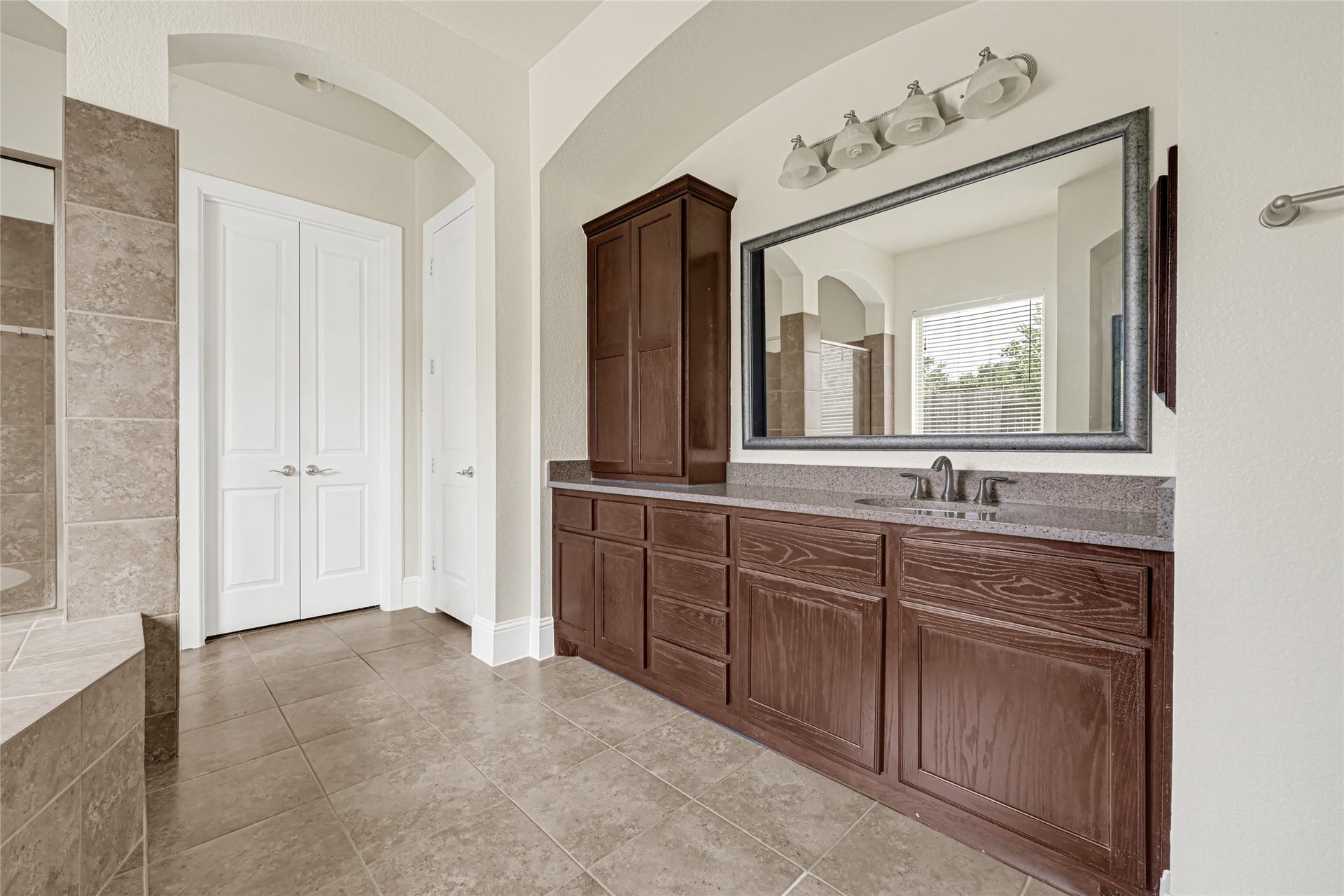 4526 Broken Rock Lane, Sugar Land, TX 77479 4526 Broken Rock Lane, Sugar Land, TX 77479