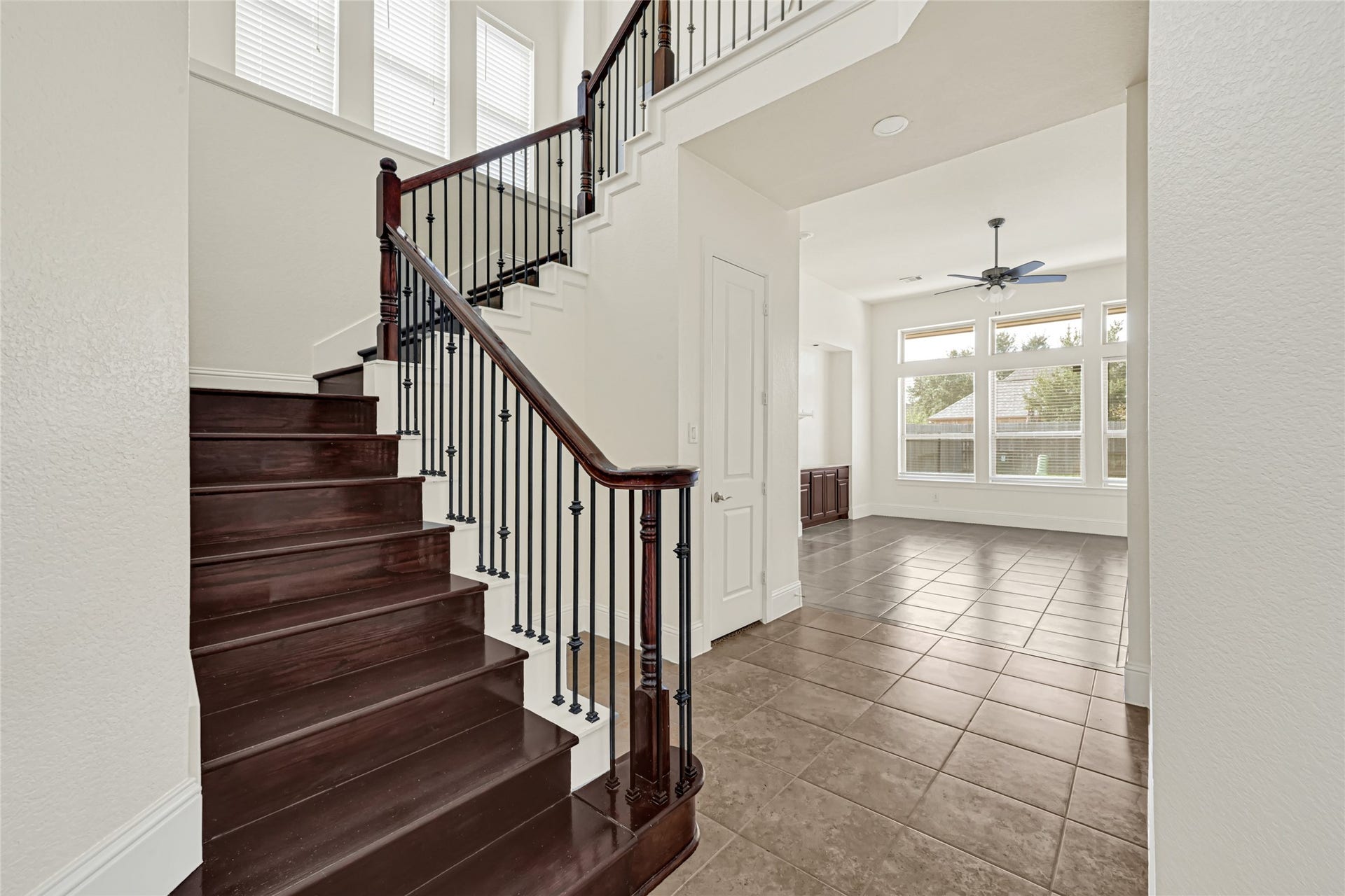 4526 Broken Rock Lane, Sugar Land, TX 77479 4526 Broken Rock Lane, Sugar Land, TX 77479