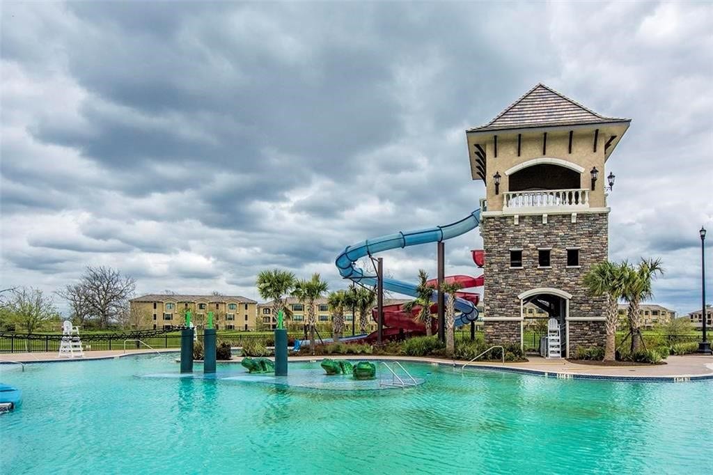 4526 Broken Rock Lane, Sugar Land, TX 77479 4526 Broken Rock Lane, Sugar Land, TX 77479