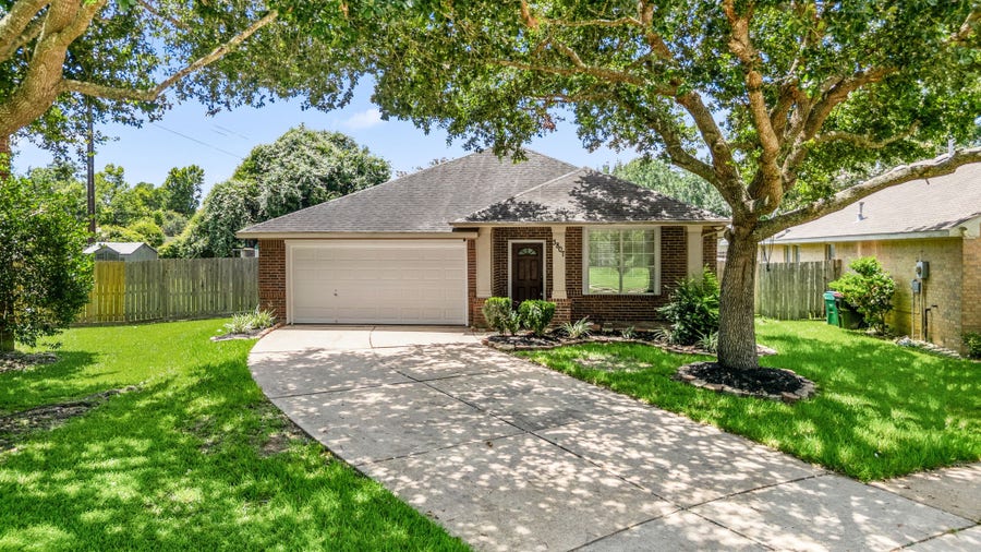 Property photo for 3807 Parade Ct Court, Missouri City, TX