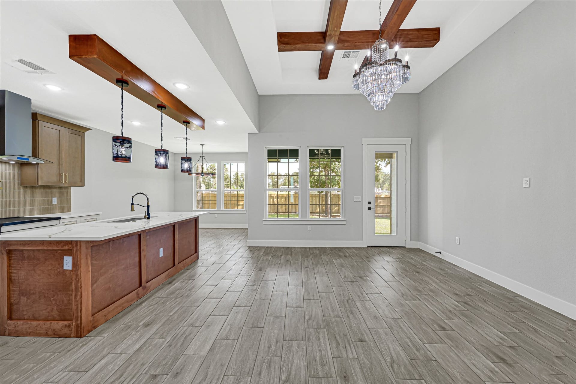 Livingroom/Kitchen