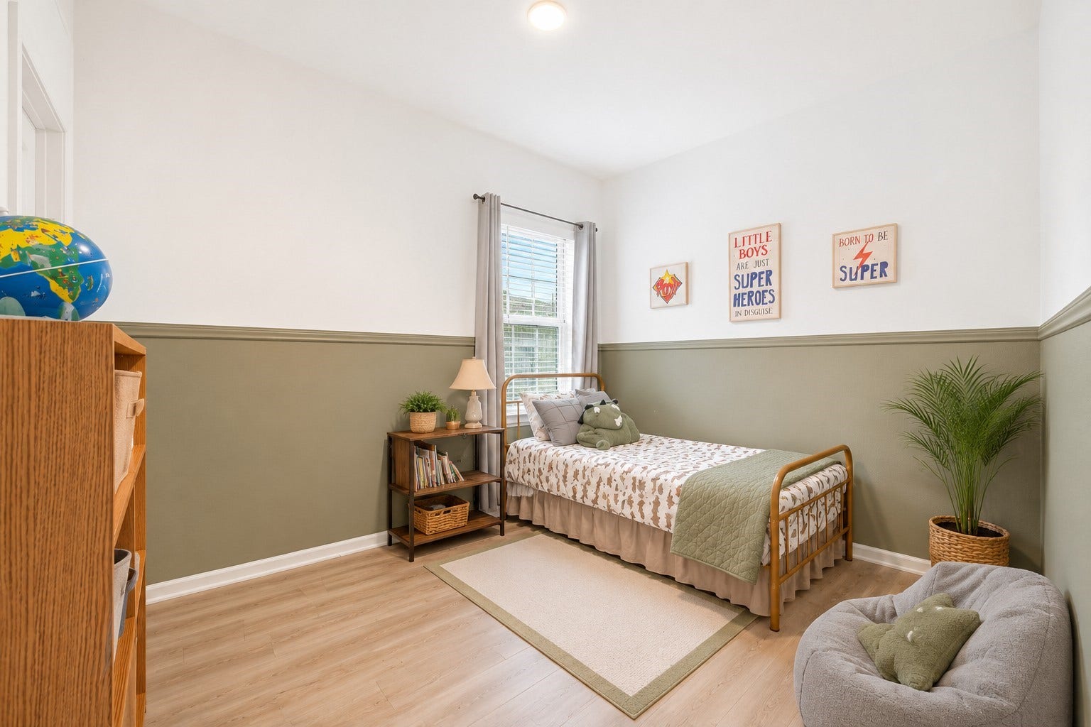 2nd Bedroom