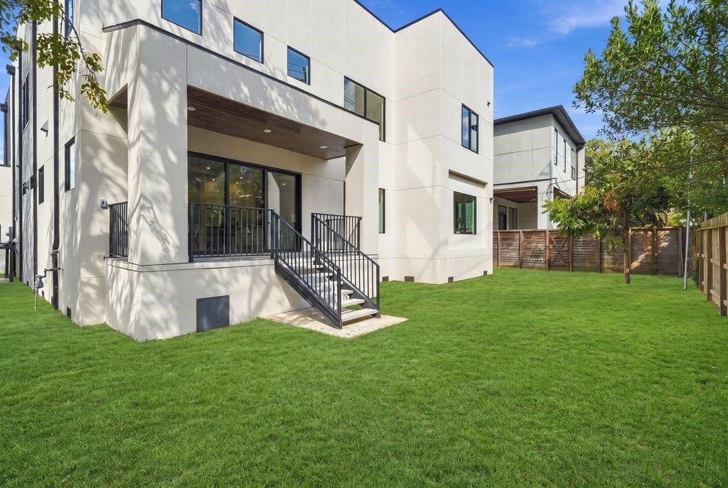 4537 Larch Lane, Bellaire, TX 77401