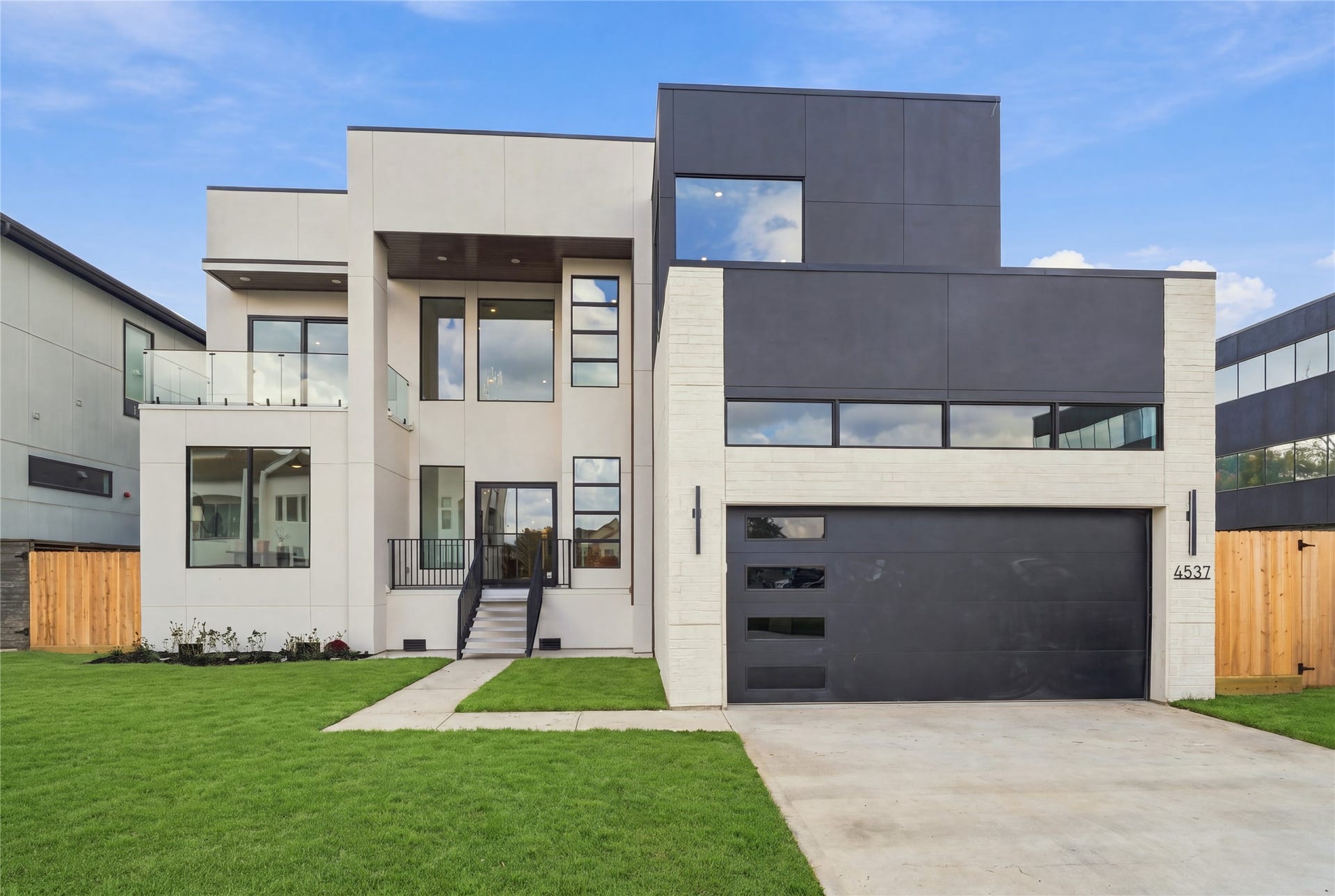 4537 Larch Lane, Bellaire, TX 77401