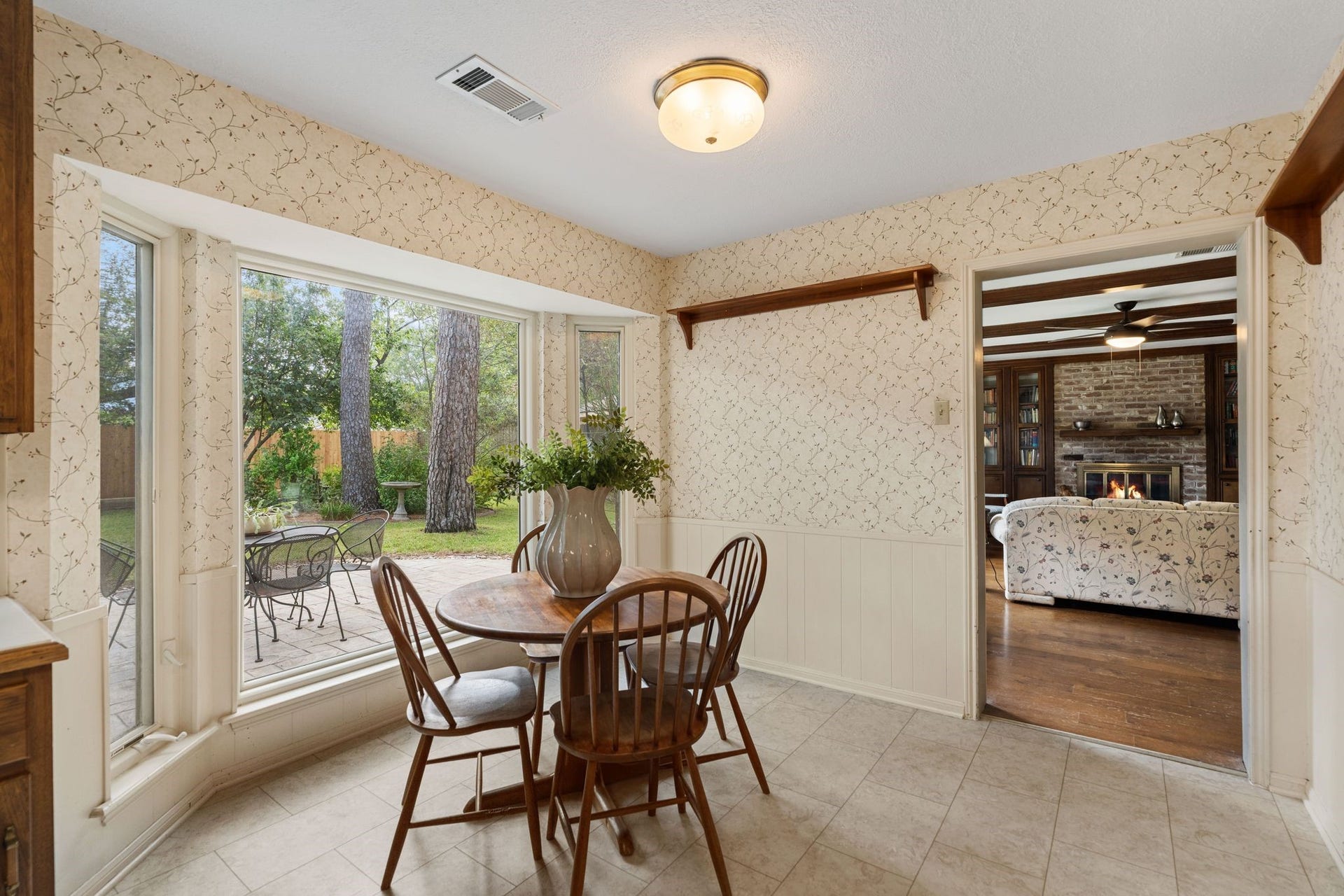 14535 Carolcrest Drive, Houston, TX 77079 14535 Carolcrest Drive, Houston, TX 77079
