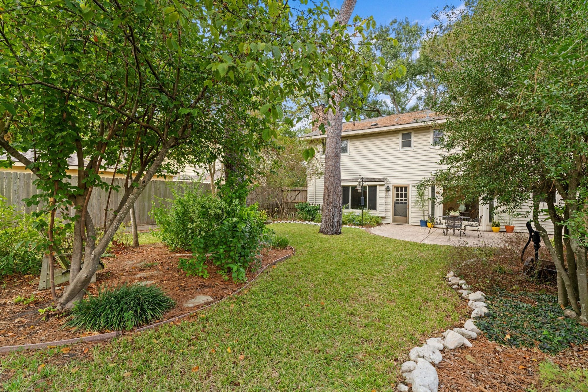 14535 Carolcrest Drive, Houston, TX 77079 14535 Carolcrest Drive, Houston, TX 77079