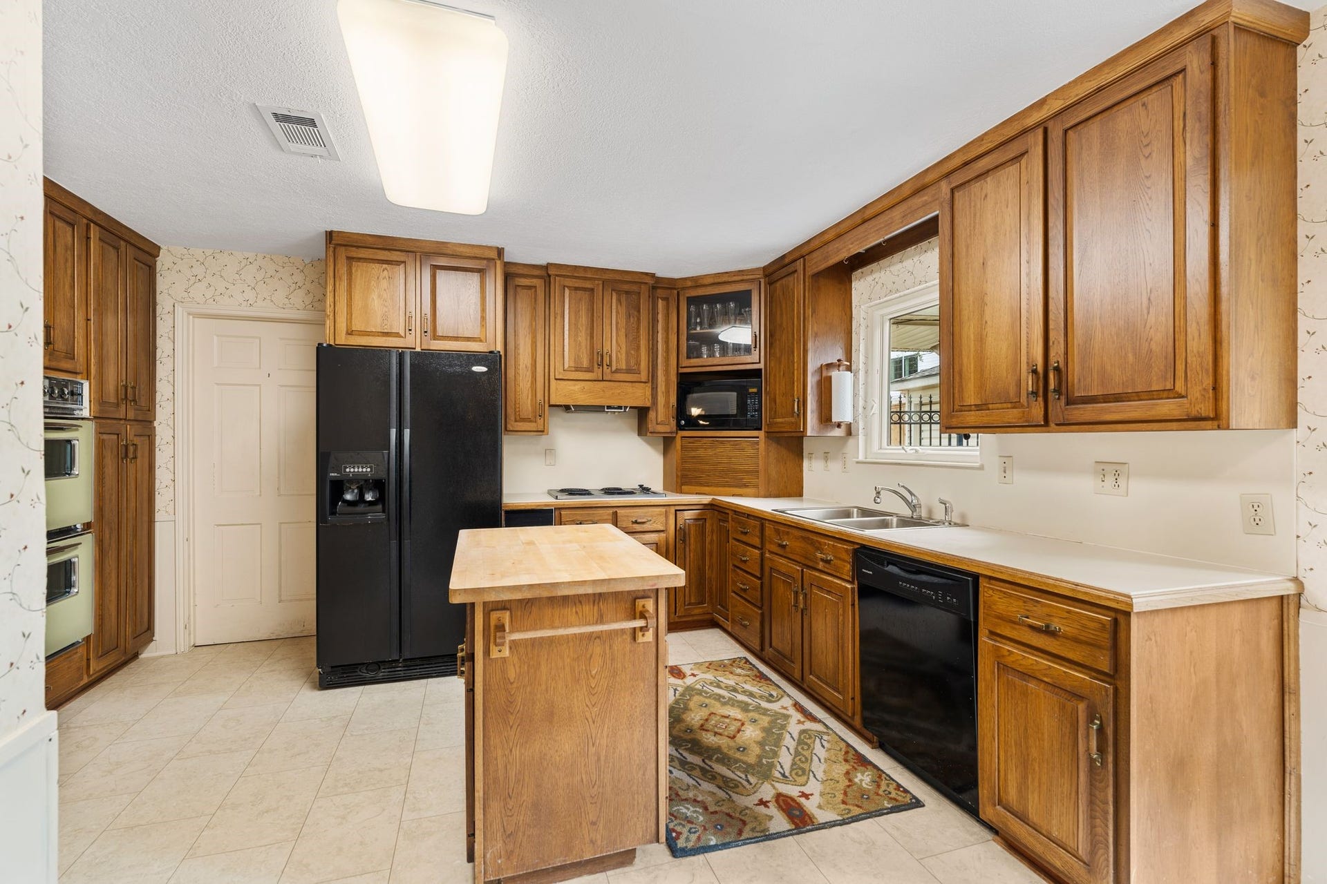 14535 Carolcrest Drive, Houston, TX 77079 14535 Carolcrest Drive, Houston, TX 77079