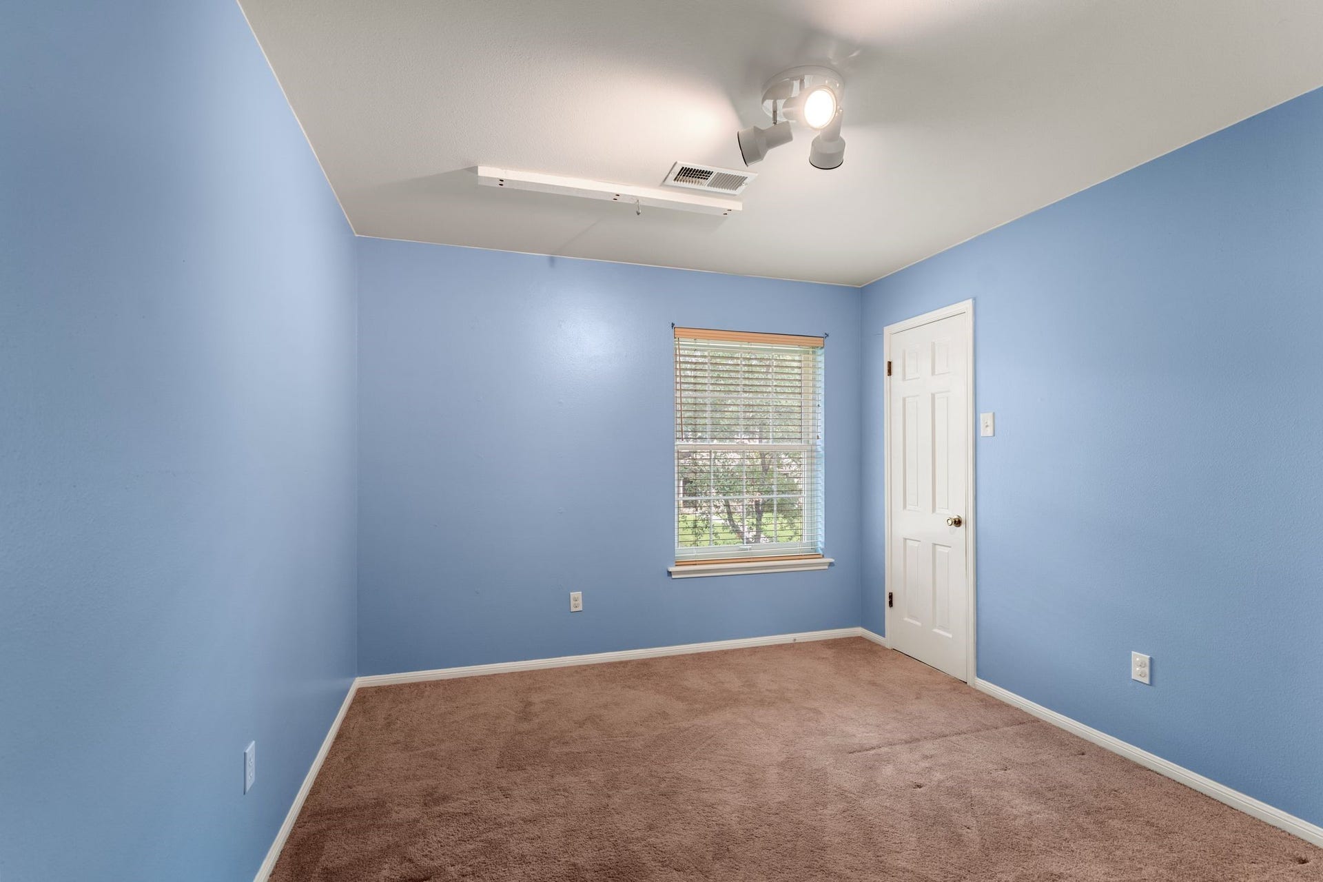 14535 Carolcrest Drive, Houston, TX 77079 14535 Carolcrest Drive, Houston, TX 77079