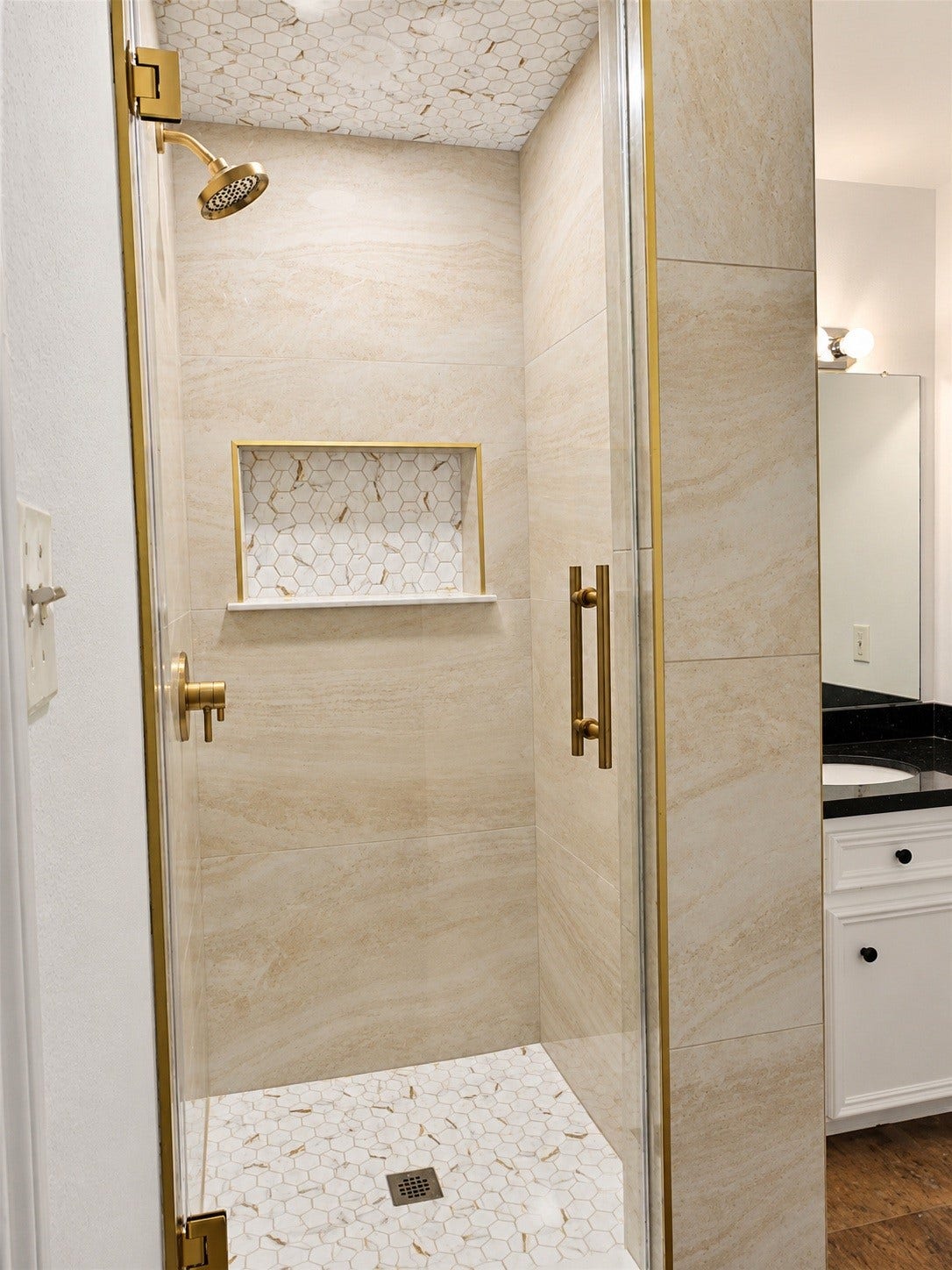 6700 Richardson Road, #204, Houston, TX 77069 6700 Richardson Road, #204, Houston, TX 77069