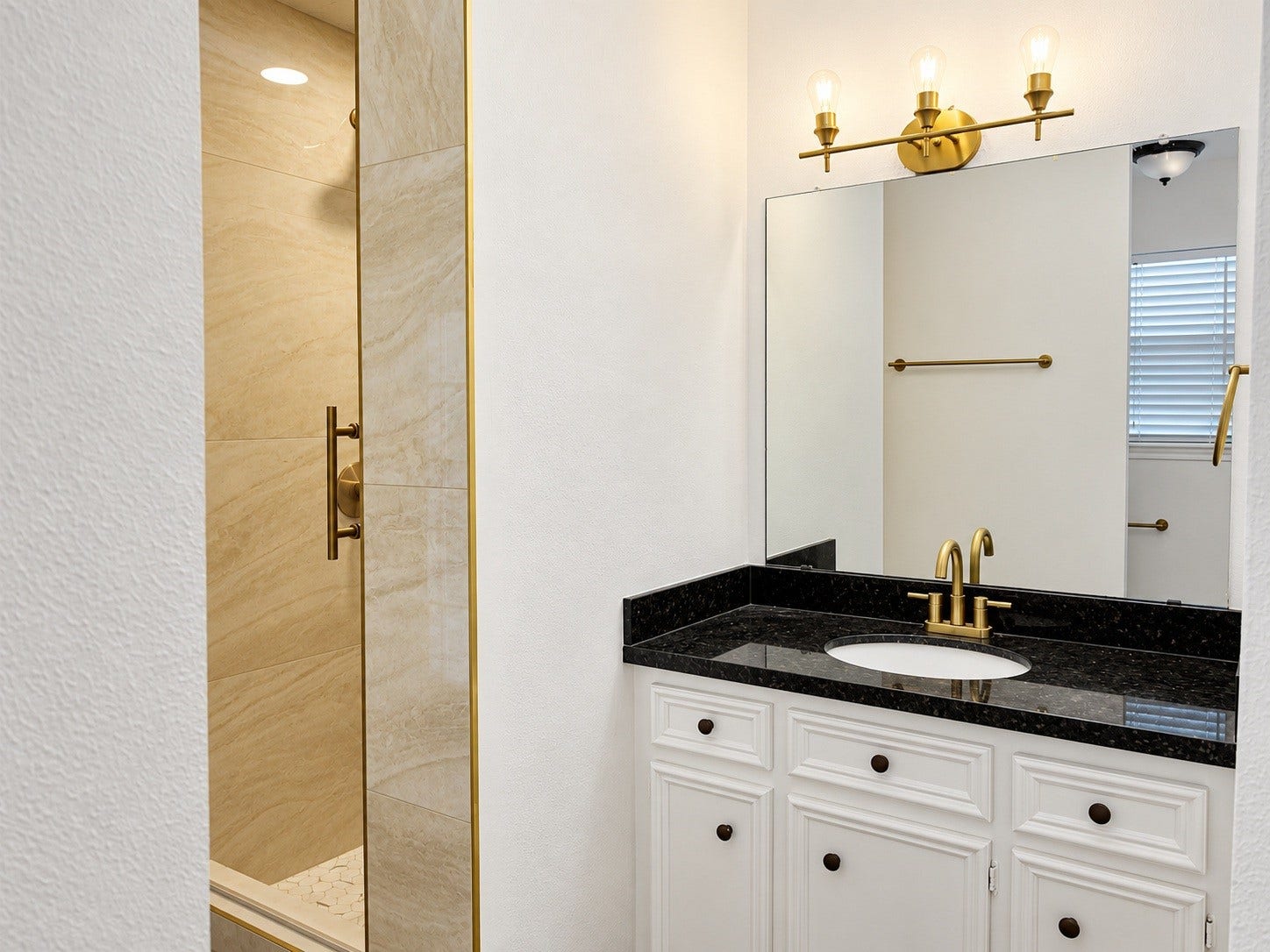 6700 Richardson Road, #204, Houston, TX 77069 6700 Richardson Road, #204, Houston, TX 77069