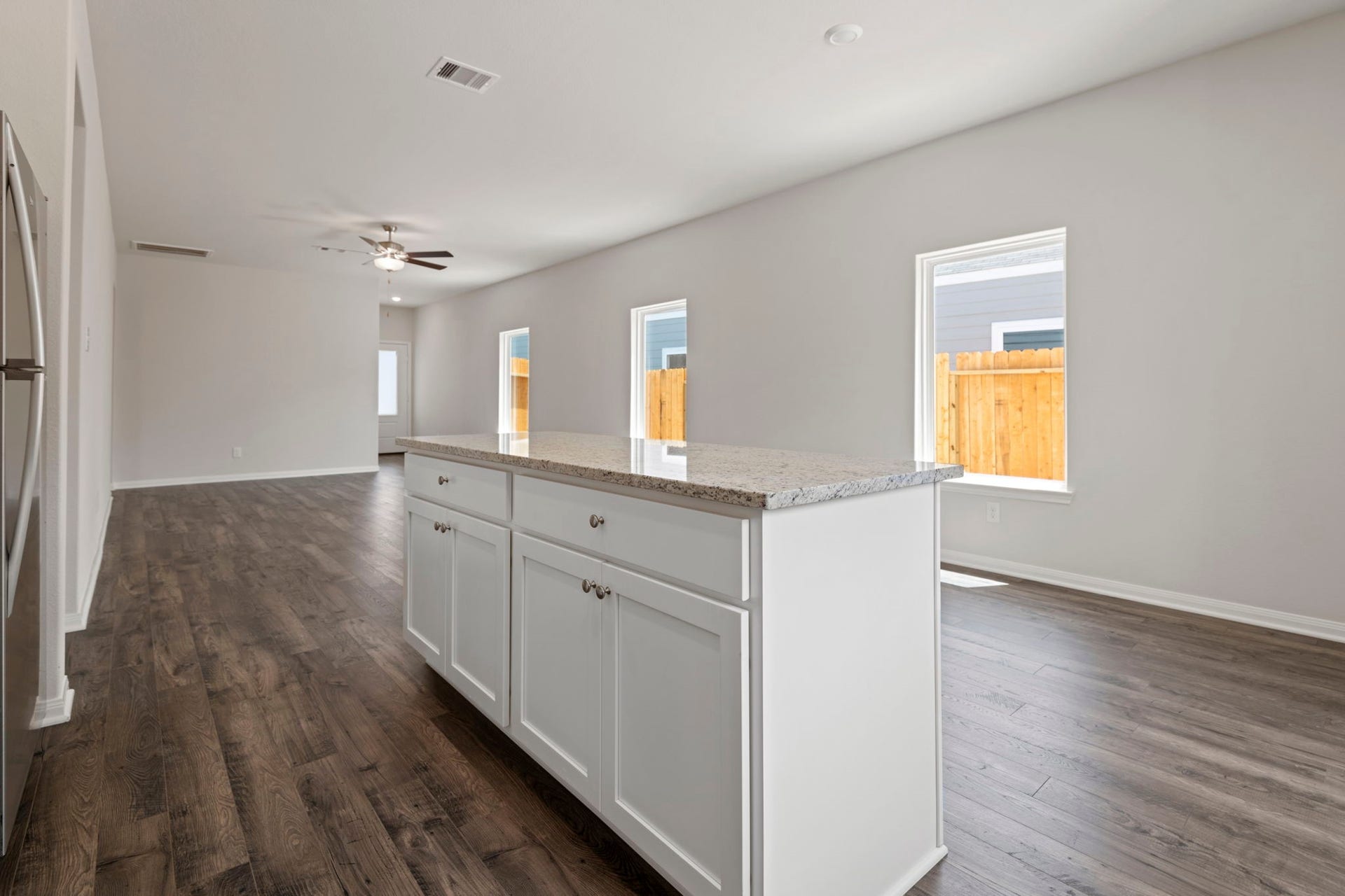 8207 Alpine Bearberry Drive, Houston, TX 77016 8207 Alpine Bearberry Drive, Houston, TX 77016