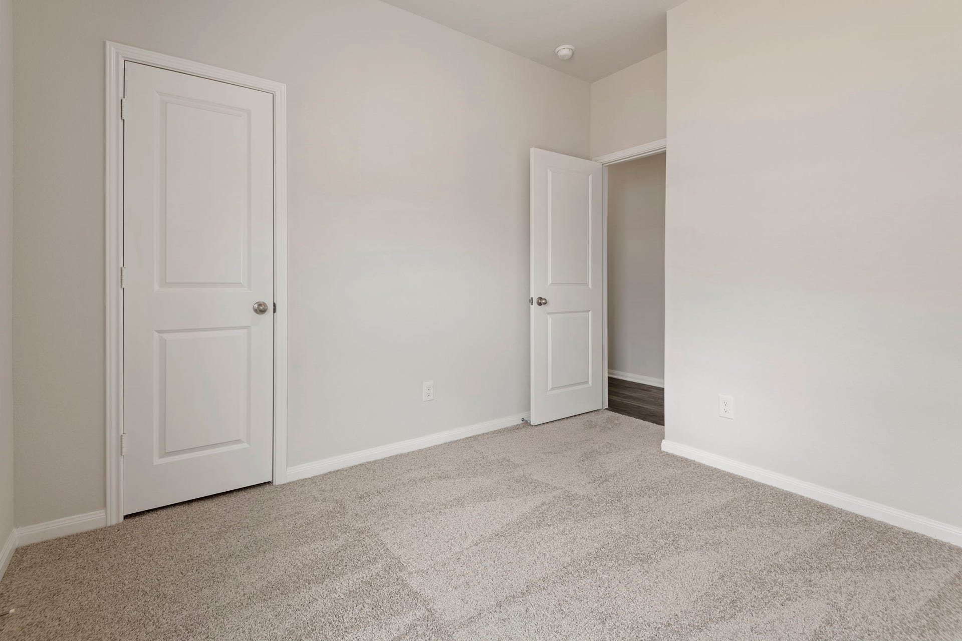 8207 Alpine Bearberry Drive, Houston, TX 77016 8207 Alpine Bearberry Drive, Houston, TX 77016