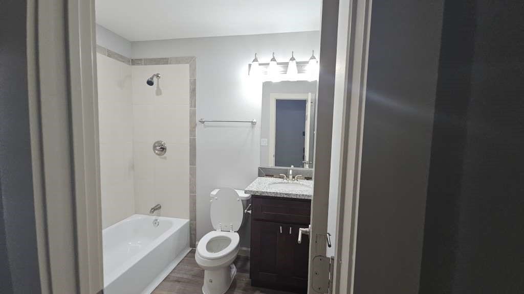 5802 Twisted Pine Court, #E, Houston, TX 77039 5802 Twisted Pine Court, #E, Houston, TX 77039